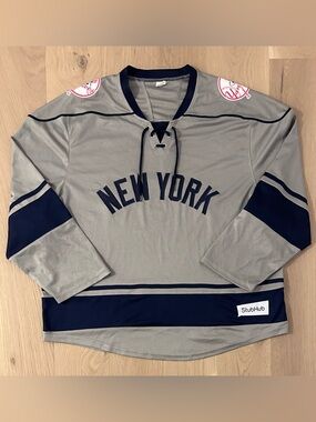 New York Yankees MLB Baseball Stadium Giveaway Hockey Jersey